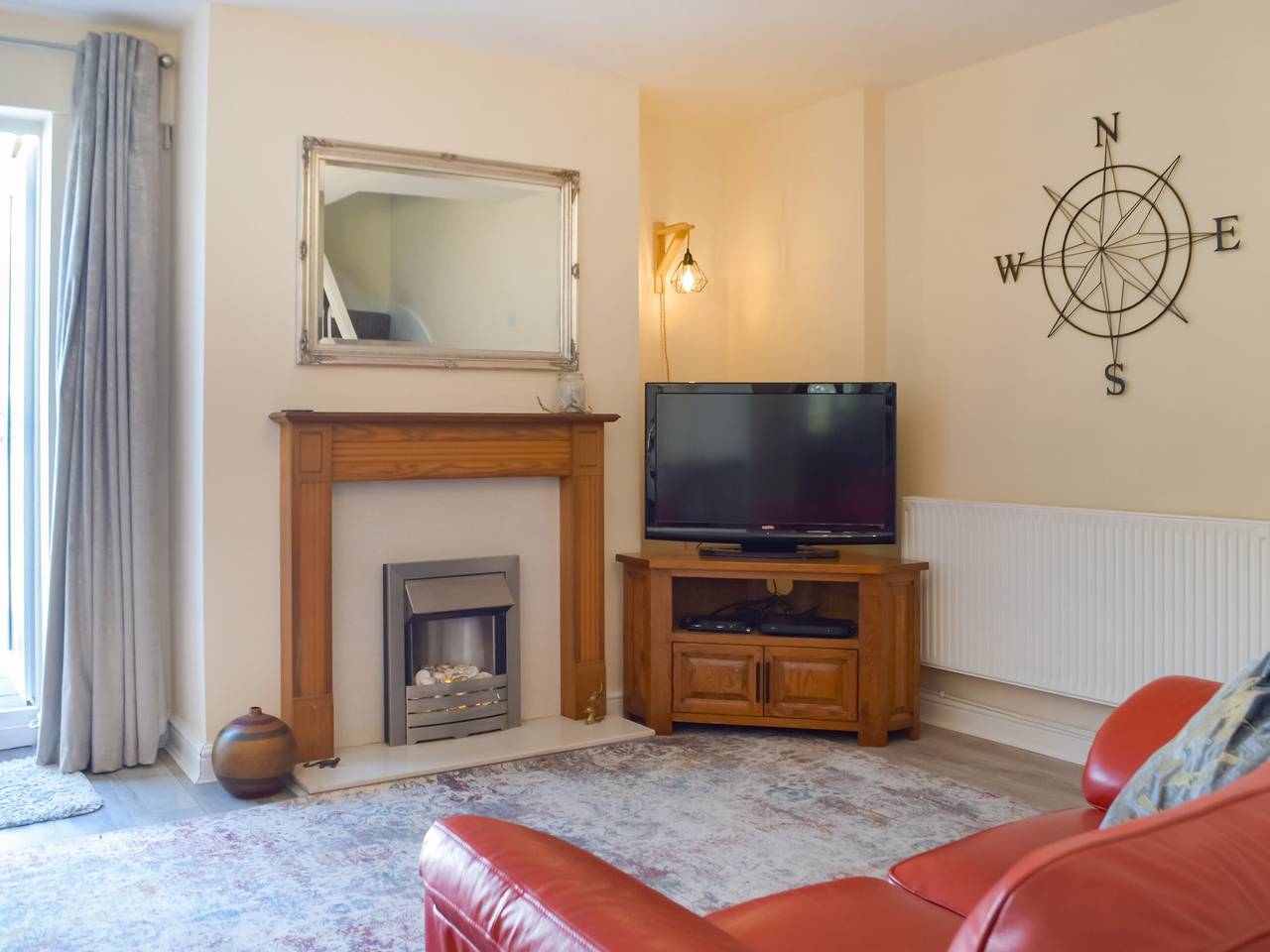 Morwood Cottage in Porthcawl, Bridgend region