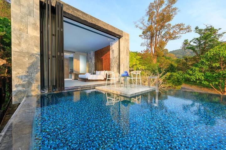 Villa för 2 Personer, med trädgård samt utsikt och pool i Kamala