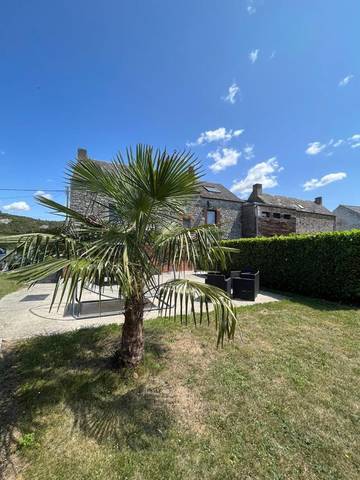Gîte pour 4 personnes, avec jardin ainsi que vue et terrasse à Anhée