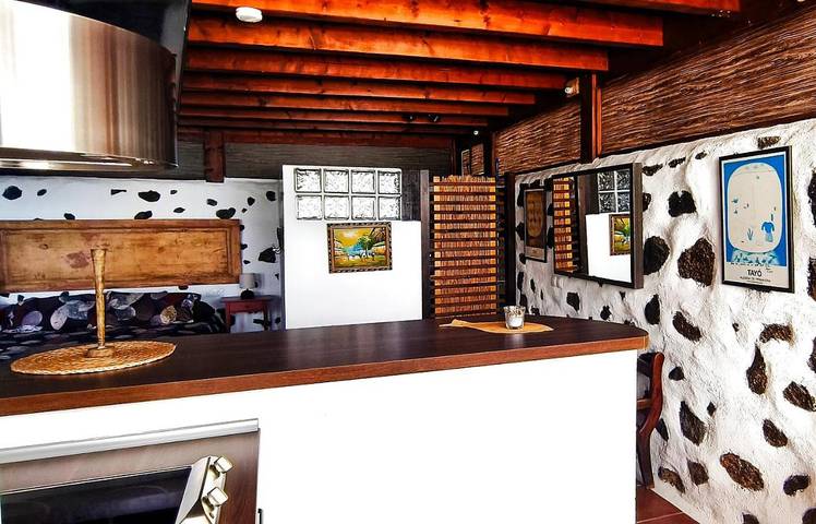 Casa rural para 2 personas, con vistas además de jardín y piscina en Mácher - 2