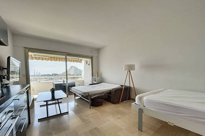 Entire apartment, Exceptional sea view, Marina Baie des Anges in Villeneuve-Loubet Plage, Villeneuve-Loubet