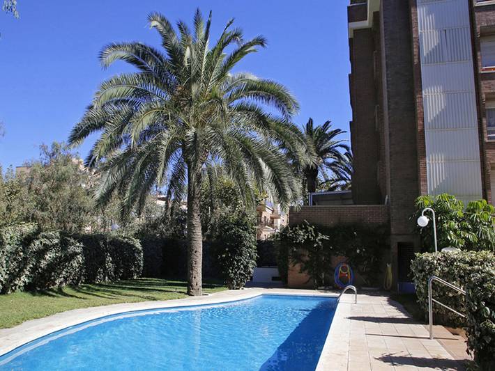 Gîte pour 6 personnes, avec terrasse et piscine à Torredembarra - 3