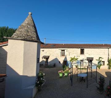 Gîte pour 4 personnes, avec piscine et jardin, animaux acceptés à Chaveignes