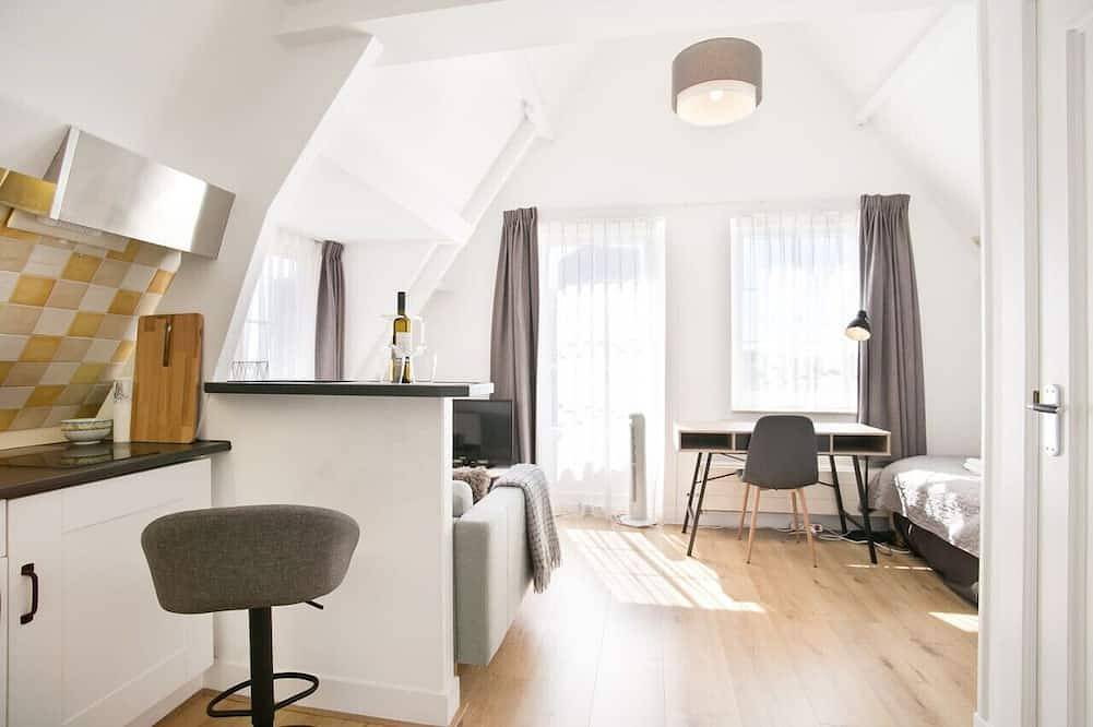 Ganze Wohnung, Penthouse apartment near Scheveningen beach in Scheveningen, Den Haag