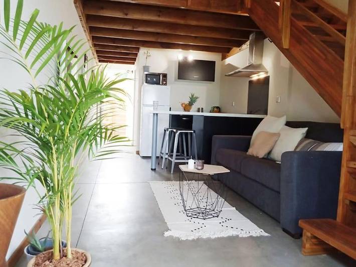 Location de vacances pour 4 personnes, avec jardin ainsi que vue et terrasse à La Saline les Bains - 4