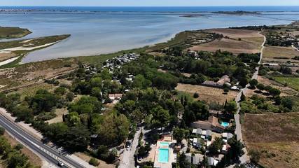 Mobil home pour 4 personnes, avec piscine et terrasse à Villeneuve-lès-Maguelone