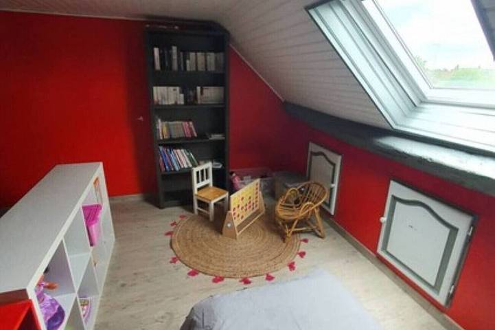 Gîte pour 9 personnes, avec terrasse et jardin dans Saint-Georges-sur-Arnon - 3