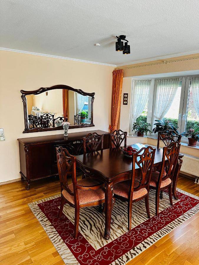 Ferienwohnung für 5 Personen, mit Terrasse und Garten in Norderstedt - 2