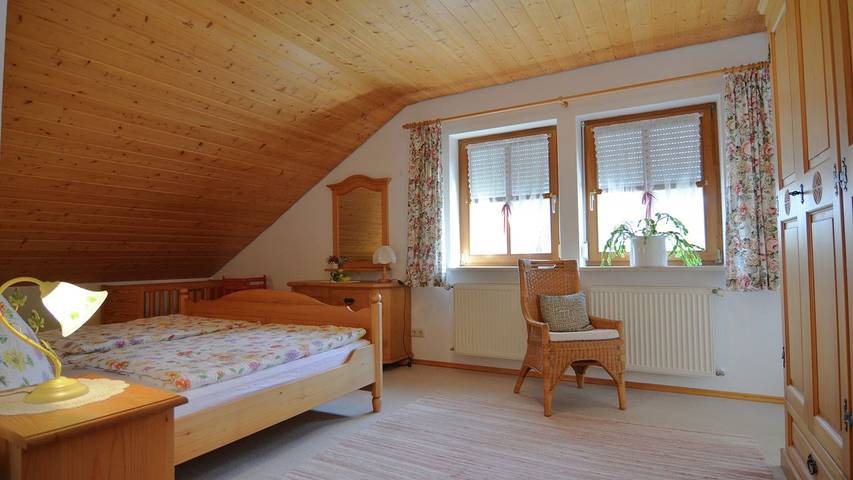 Ferienwohnung für 4 Personen, mit Garten und Balkon sowie Sauna in Waldkirchen