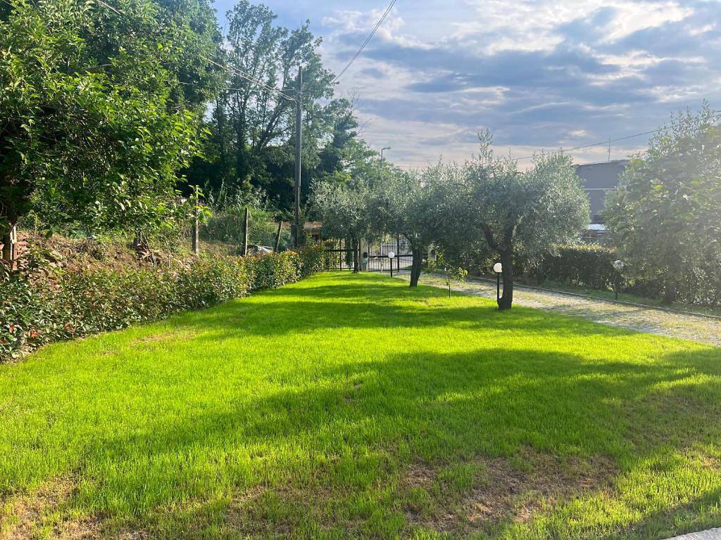 Ganze Ferienwohnung, Ferienwohnung für 4 Personen mit Garten in Monsummano Terme, Pistoia Provinz