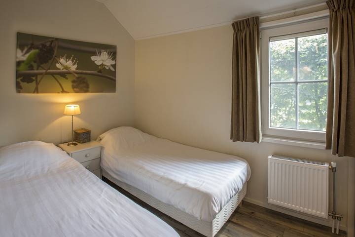 Ferienhaus für 4 Personen, mit Terrasse und Garten sowie Seeblick in Overijssel - 4