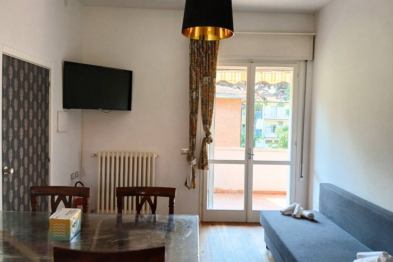 Apartamento entero, Cv018 - Milano Marittima, elegant three-room apartment with jacuzzi in Cervia, Provincia de Ravenna