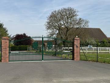 Gîte pour 12 Personnes dans Villiers-Saint-Georges, Seine-et-Marne, Photo 4
