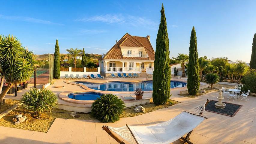 Chalet para 10 personas, con jacuzzi y balcón/terraza en Levante Almeriense