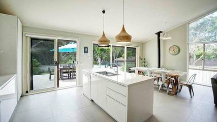 Holiday Home for 8 People in Boomerang Beach, New South Wales, Photo 2