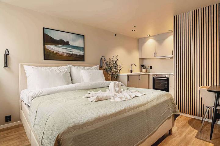 Ferienwohnung für 2 Personen, mit Balkon und Garten in Bergen - 2