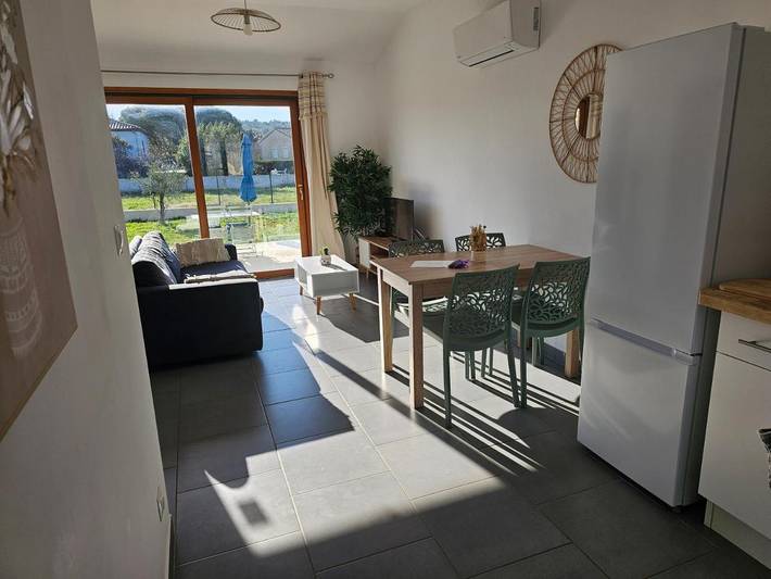 Location de vacances pour 4 personnes, avec jardin, animaux acceptés à Saint-Remèze