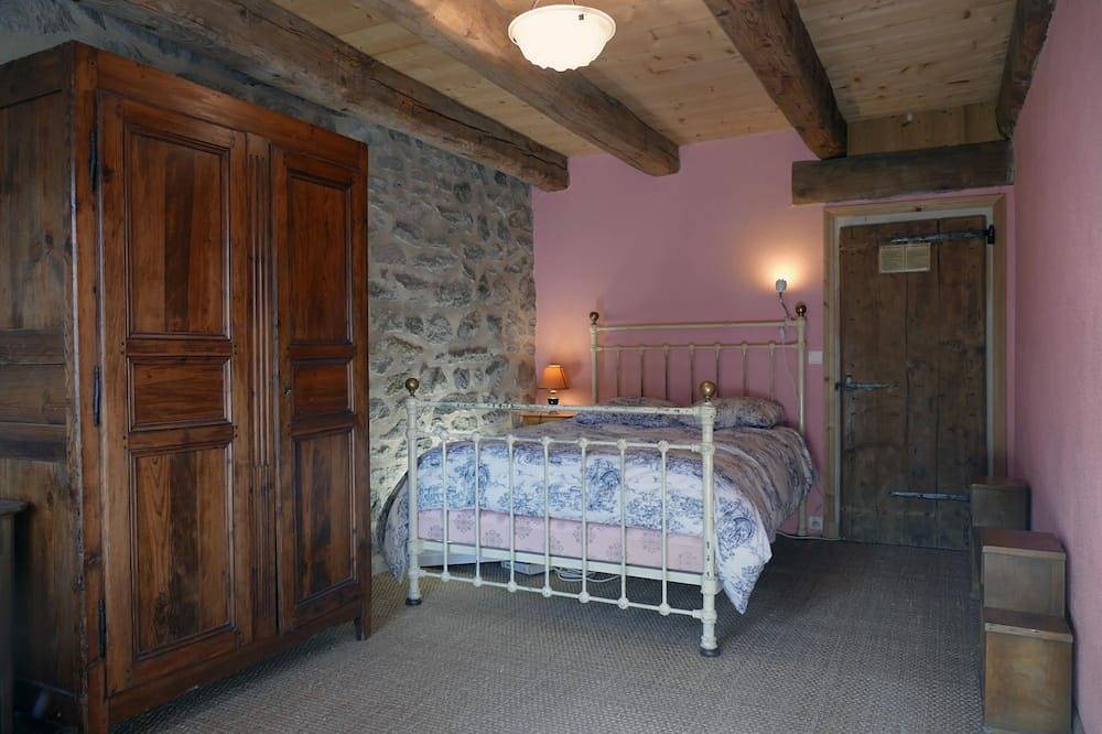 Autour Du Cantou Splendide Maison Sous Le Puy Mary in Lavigerie, Parc naturel régional des Volcans d'Auvergne