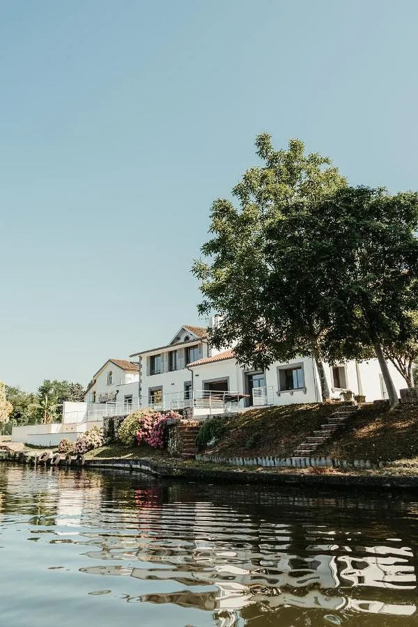 Casa de vacaciones para 4 personas, con jacuzzi además de jardín y piscina - 1