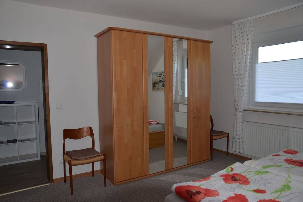 Ganze Wohnung, Ferienwohnung Dörnbergblick -mit der Tram direkt zur City und zum Weltkulturerbe in Vellmar, Hessisches Bergland