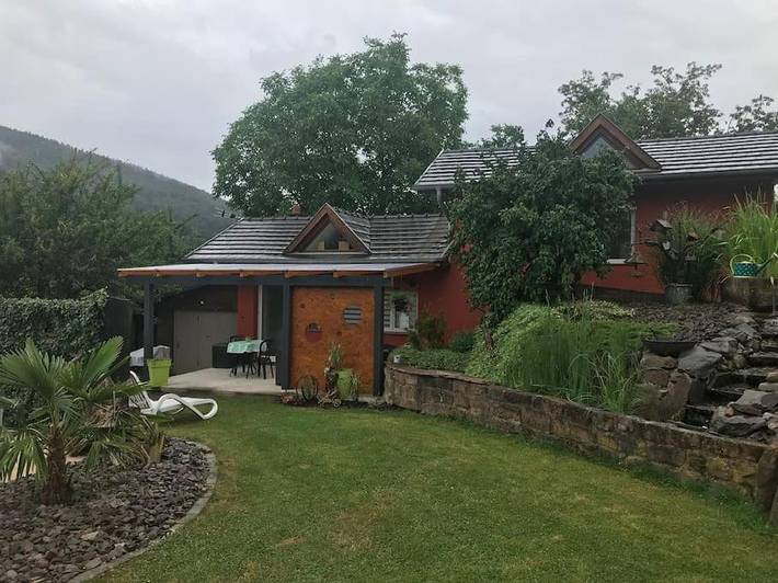 Maison de vacances pour 2 personnes, avec Terrasse ainsi que Jardin et Piscine