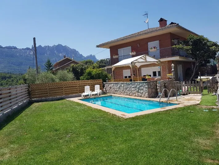 Holiday apartment for 6 people, with pool and garden as well as view - 1