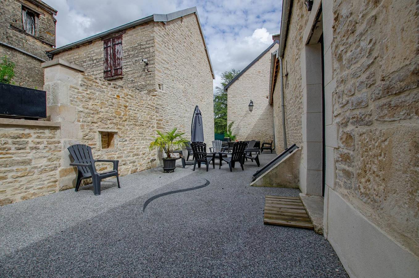 Gite de la Maison Forte in Les Riceys, Aube