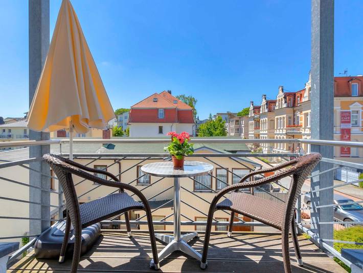 Ferienwohnung für 2 Personen, mit Balkon und Garten sowie Sauna in Ahlbeck - 2