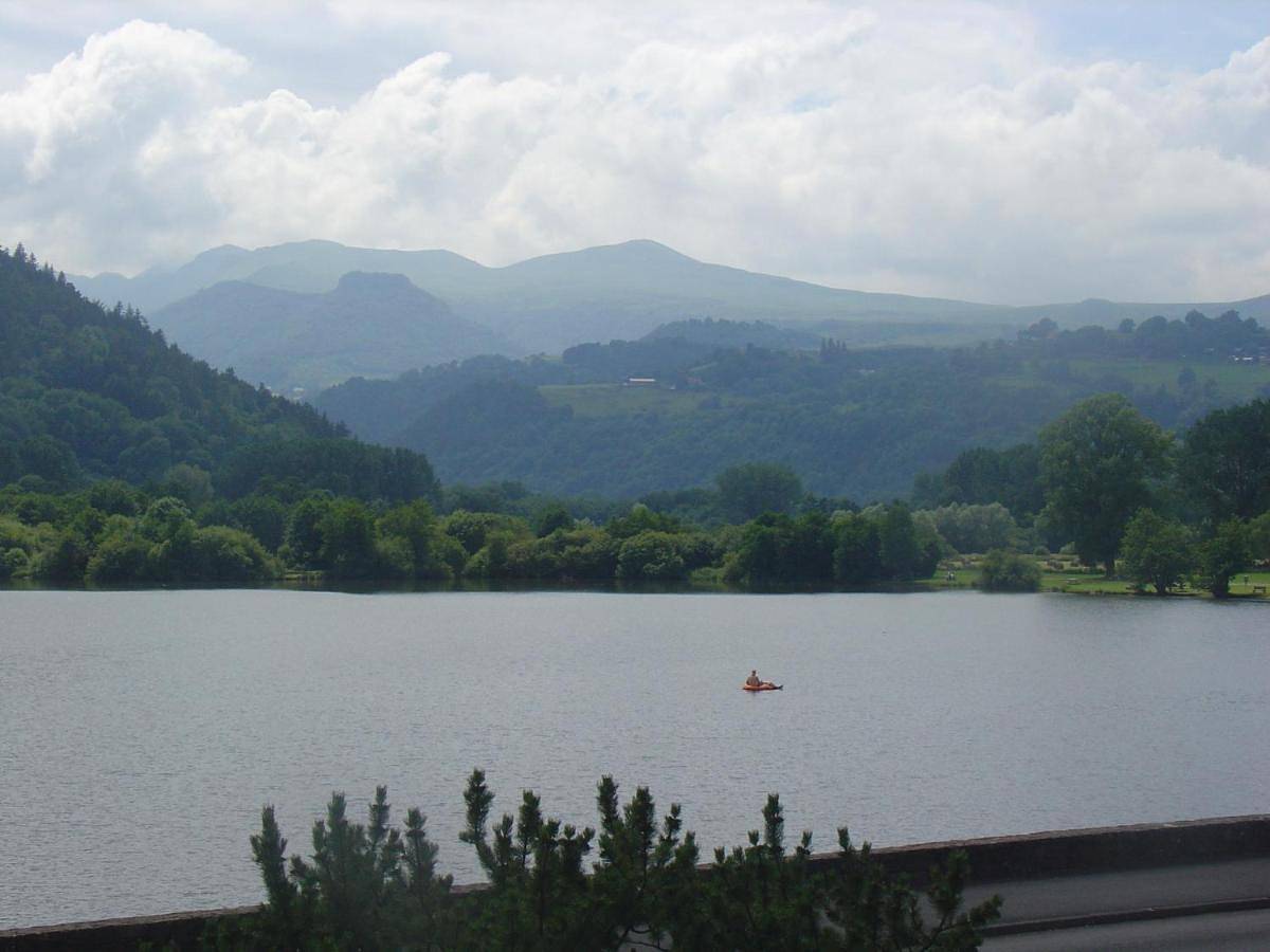 Hotel Bellevue in Chambon-sur-Lac, Parc naturel régional des Volcans d'Auvergne