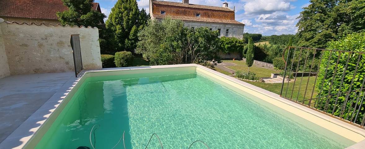 Location de vacances pour 10 personnes, avec jardin, adapté aux familles à Les Lèves-et-Thoumeyragues