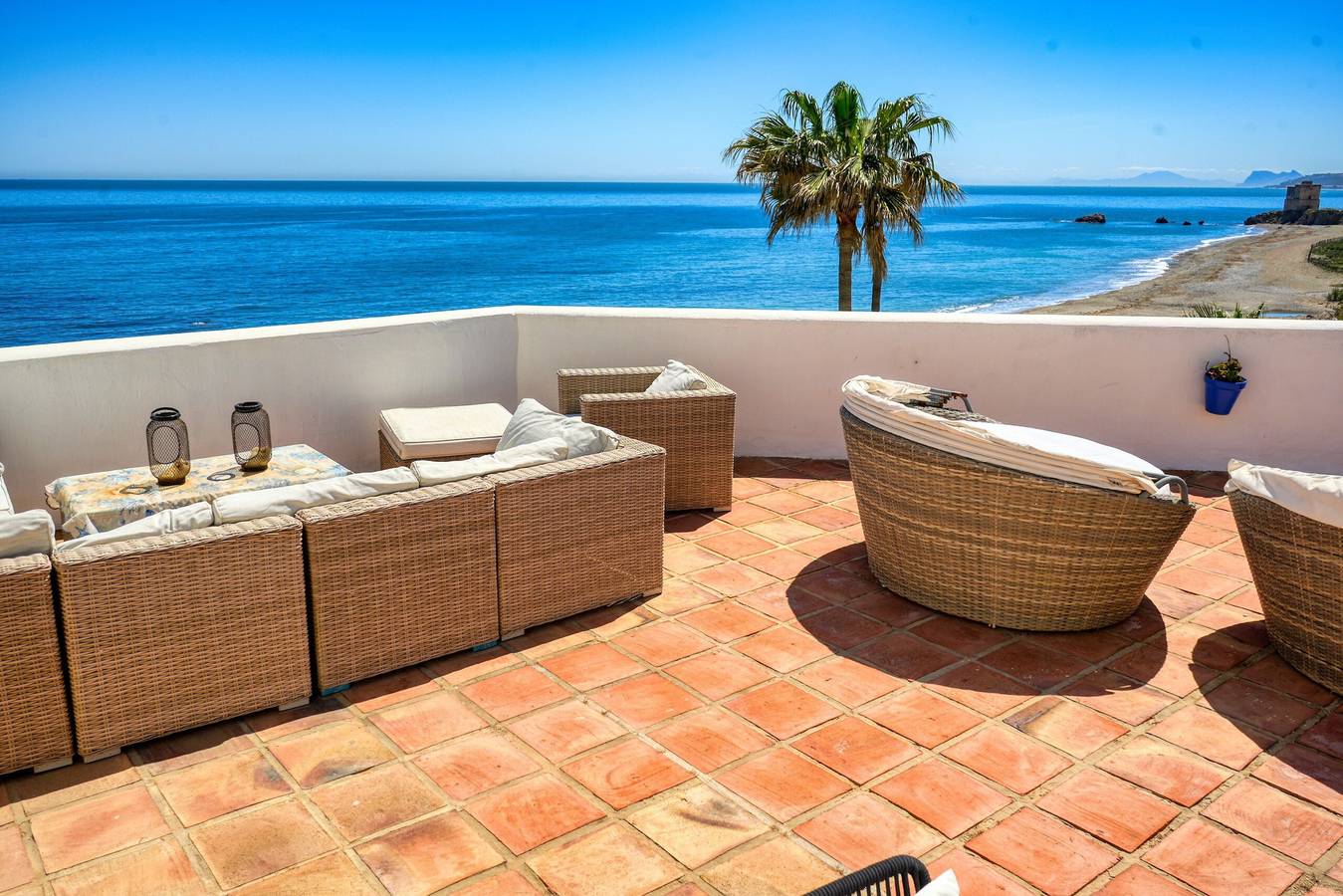 3180 Duplex-Penthouse mit Panoramablick auf das Meer in Casares del Mar, Casares
