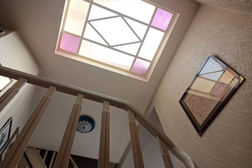 Charming bed and breakfast in the heart of Calais in Calais, Calais region