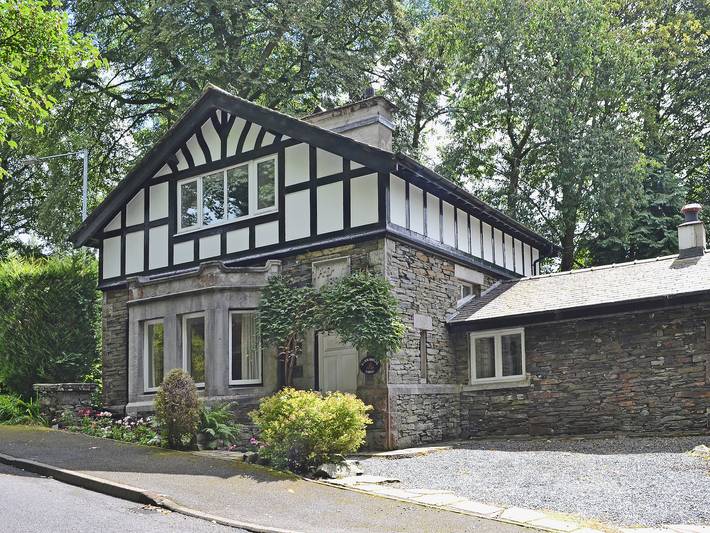 Log cabin for 5 people, with Garden in Windermere