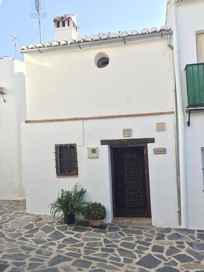 Two-Bedroom House in Parauta, Province de Málaga