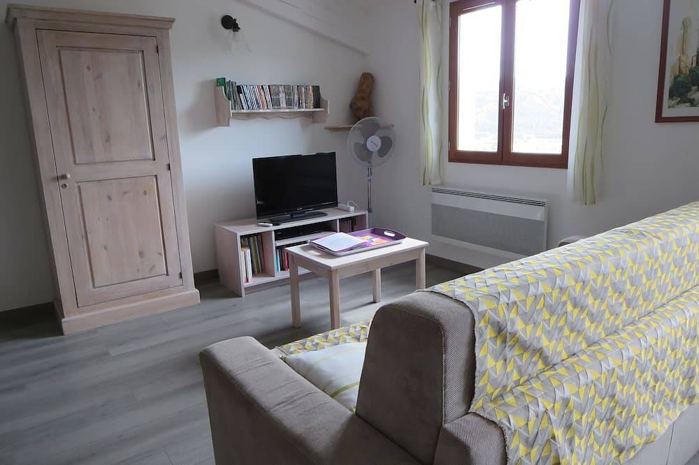 Appartement entier, 2 Pièces Coteaux d'Azur in Gattières, Côte méditerranéenne (France)