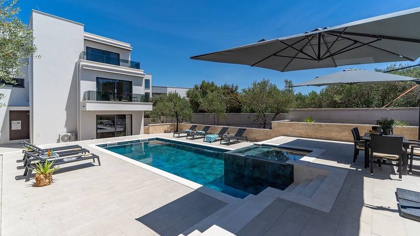 Villa pour 10 personnes à Slatine - 2