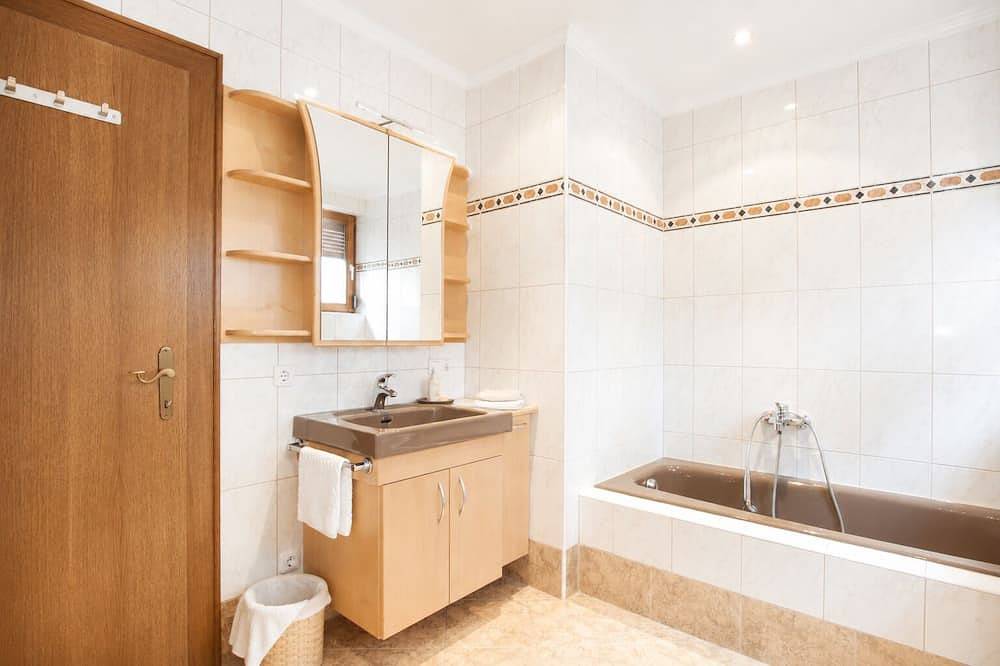 Ganze Wohnung, Superior Apartment mit 2 Schlafzimmer und Balkon in Villgratner Berge, Außervillgraten