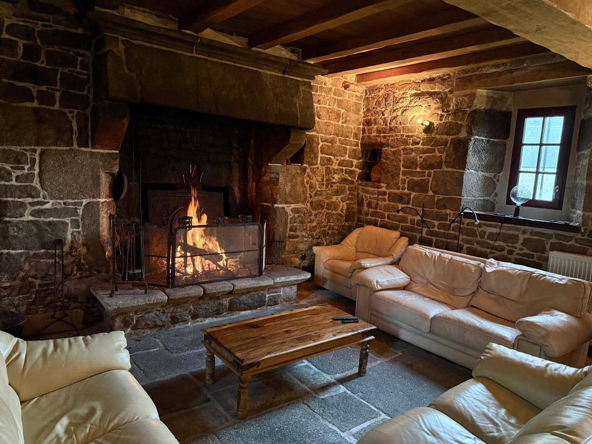 Splendide Manoir - Proche plages - 4 chambres - 3sdb - 8 pers - Wifi in Plounérin, Région de Lannion