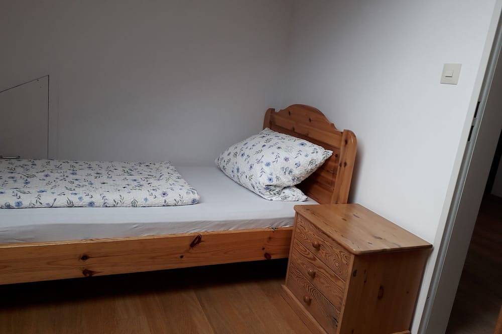 Ganze Wohnung, Ferienwohnung Chiemgau Waging am See in Waging am See, Rupertiwinkel