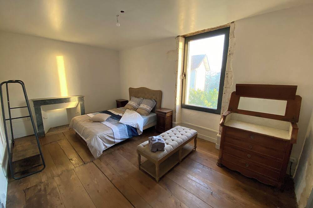 Maison de maître 300m2, sérénité absolue à 1h30 de l’océan in Chapdeuil, Périgord Vert