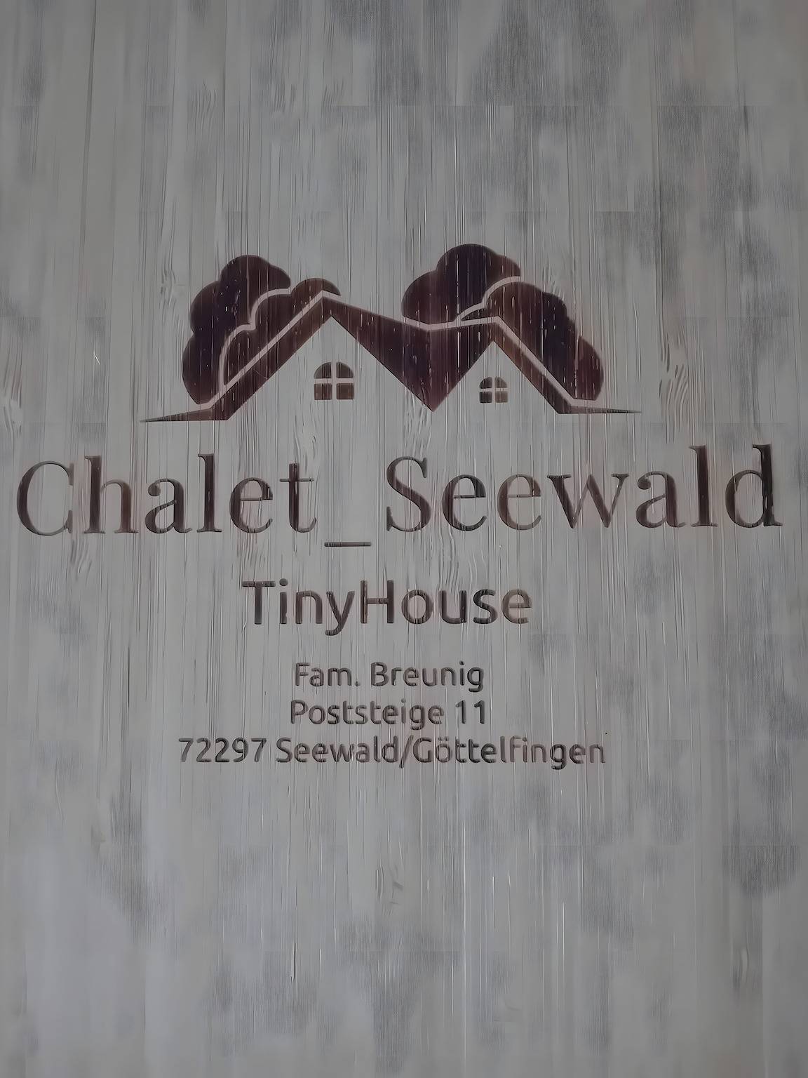 Apartamento vacacional entero, Tiny Home 'Seewald - Tiny House' con terraza privada, jardín compartido y Wi-Fi in Seewald, Northern Black Forest