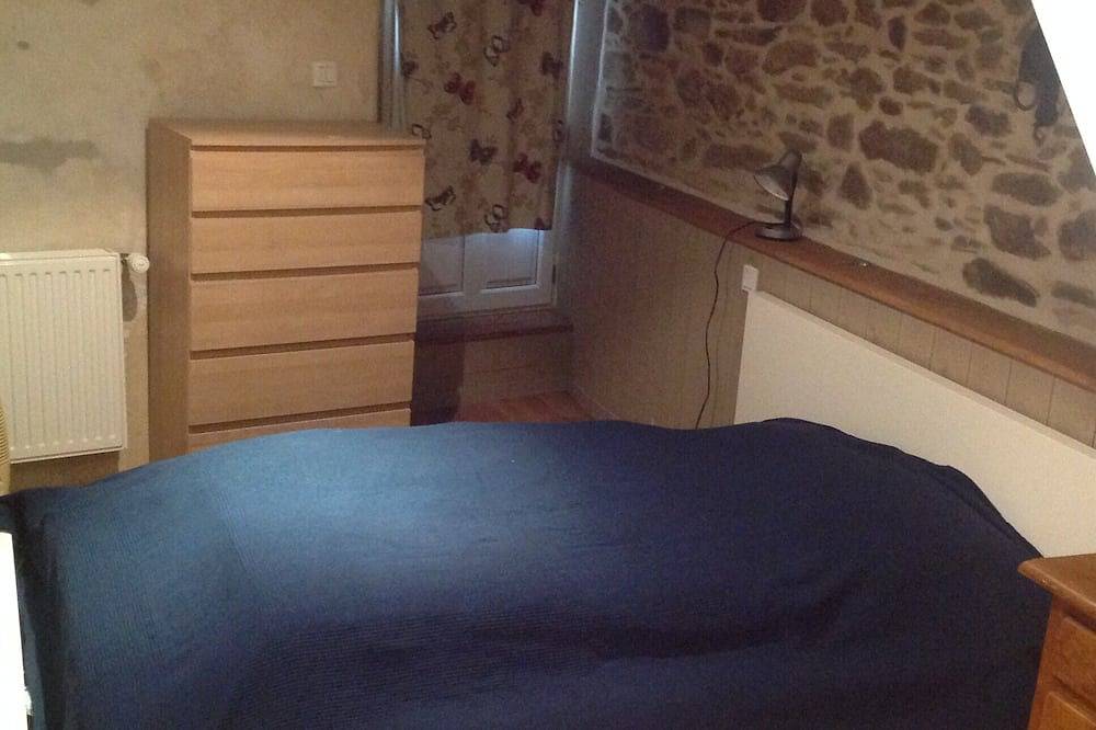 Fisherman's cottage with enclosed garden 150m from the water - 120m2 (6 people) in Le Minihic-sur-Rance, Saint-Malo und Umgebung