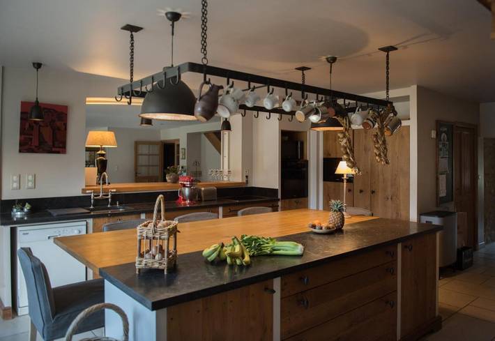 Location de vacances pour 12 personnes, avec jardin ainsi que piscine et terrasse à Fère-en-Tardenois - 2