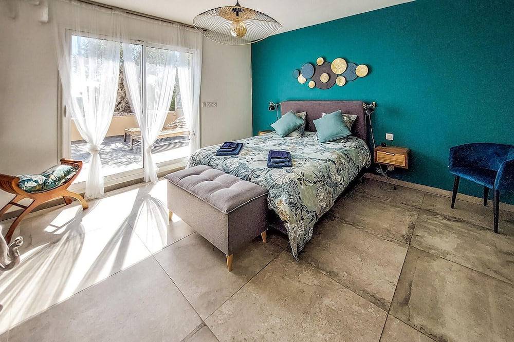 Luxurious home in Cuers in Cuers, Costa mediterránea (Francia)