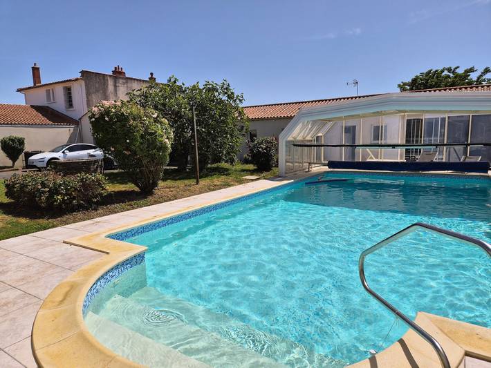 Maison de vacances 'Belle Villa Avec Piscine' avec piscine privée, terrasse privée et Wi-Fi in Talmont-Saint-Hilaire, Vendée
