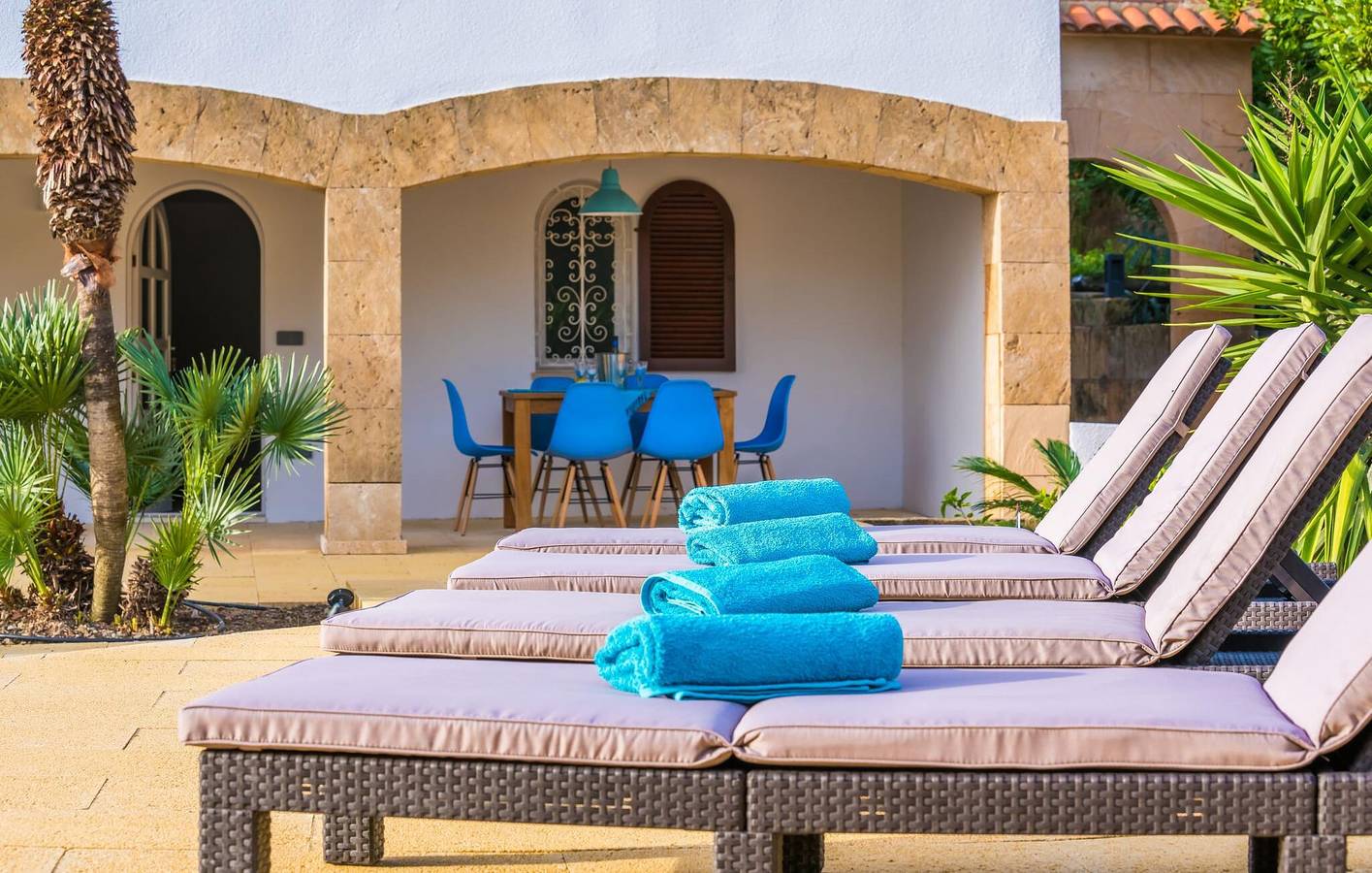 Rückzugsort mit Meerblick, Terrasse, Pool und Strand in der Nähe in Costa de Canyamel, Capdepera