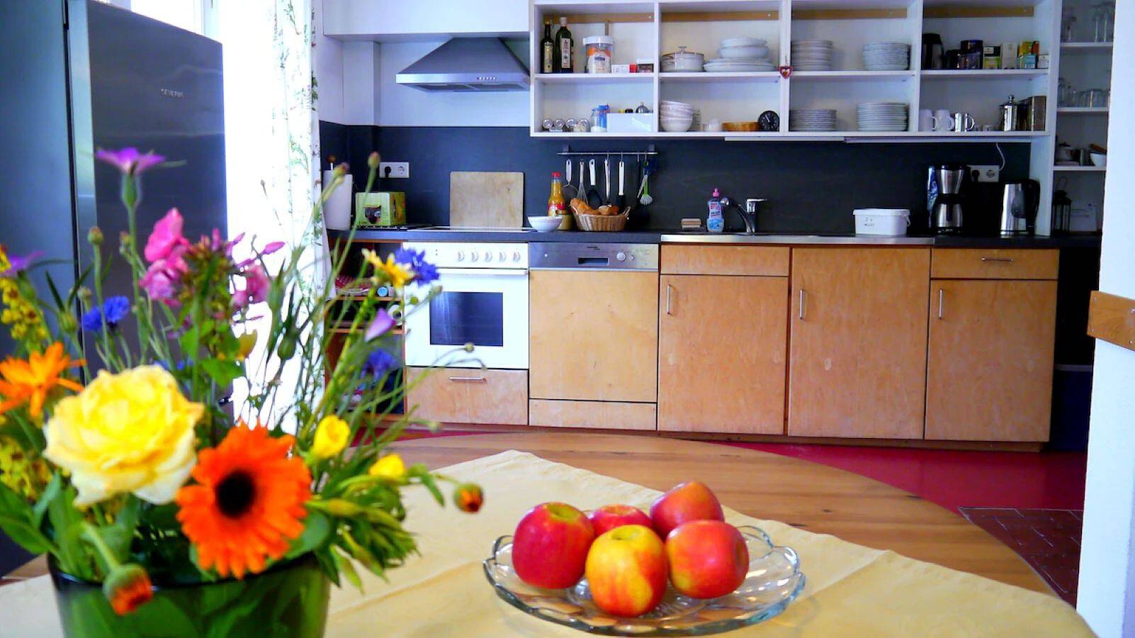 Ferienhaus Titz mit privater Terrasse, Garten und Wlan in ruhiger Lage in Sundern, Hochsauerlandkreis