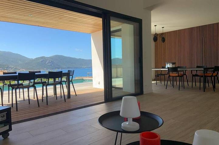 Villa pour 10 personnes, avec terrasse et jardin