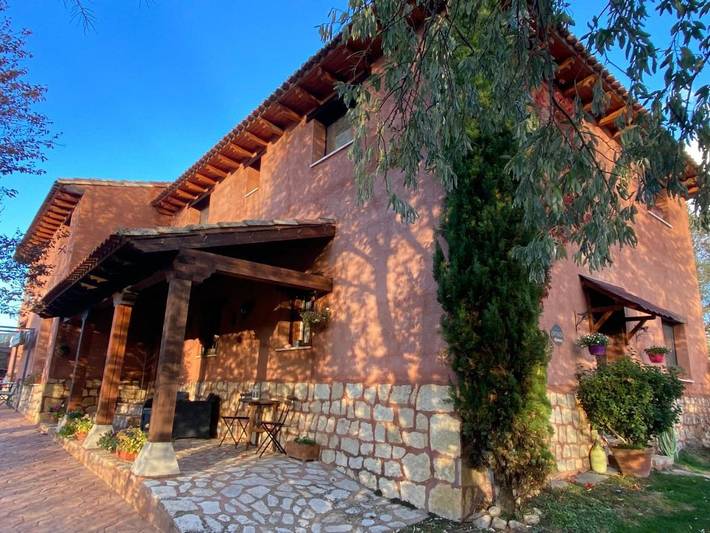 Hôtel pour 2 personnes, avec piscine ainsi que vue et jardin à Sigüenza - 4