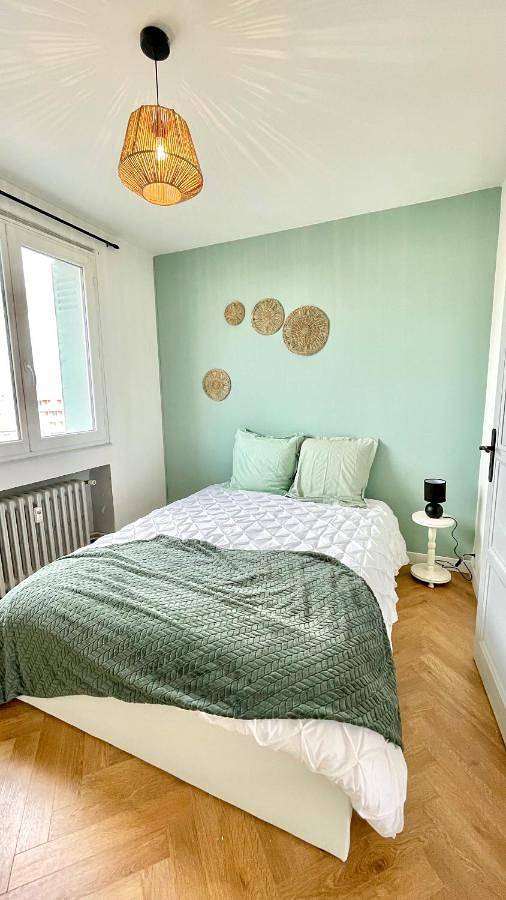 Appartement entier, Le Bel Horizon - Chaleureux & Lumineux proche gare in Roanne, Région de Roanne